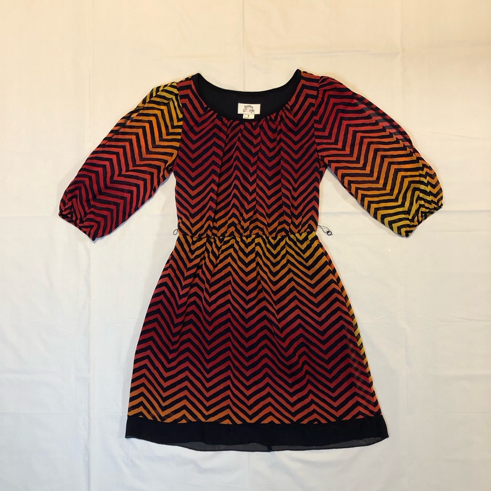 Sweet Storm Women’s Half Sleeve Pullover Elastic Waist Chevron Silk Dress S